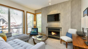 Painted Cliff 31 | Ski-In Ski-Out Townhome close to Upper Village w/ Hot Tub & Parking